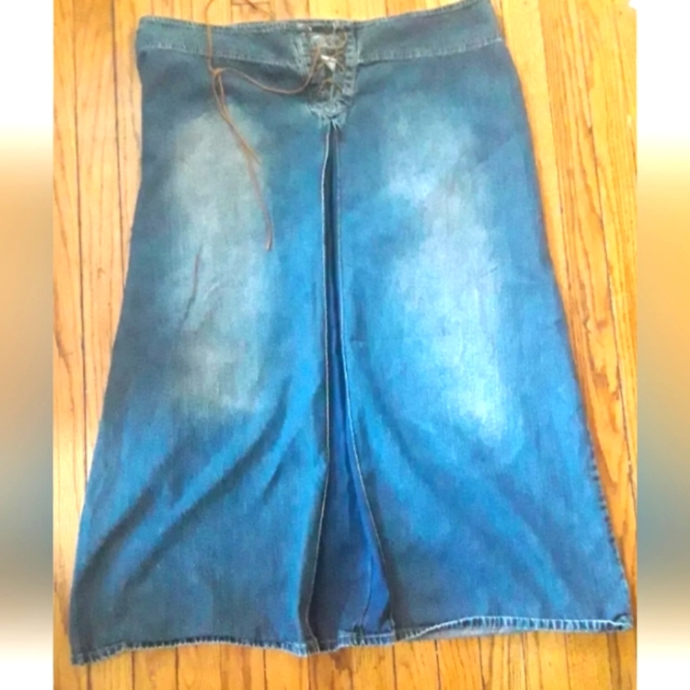 Z Cavaricci - Vintage Women's Denim Jean Long Plus Size Skirt. Size 18